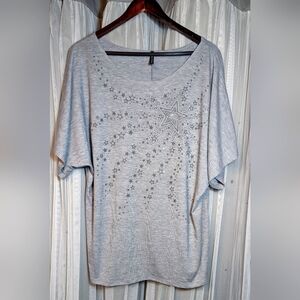 Like New Gray Beaded & Sequined Star Shirt Plus Size 1X